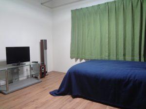 カーテンのあるベッドルーム

AI によって生成されたコンテンツは間違っている可能性があります。